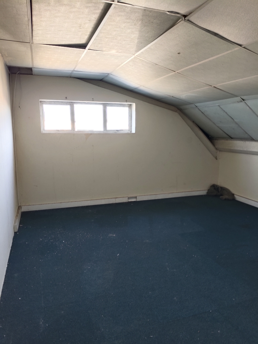 To Let Commercial Property for Rent in Okavango Park Western Cape